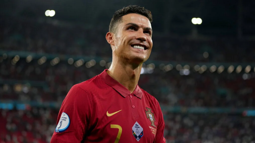 كريستيانو رونالدو أكثر لاعب مشاركة في اليورو