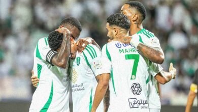 الأهلي يحسم ديربي مكة بفوز مثير على الوحدة