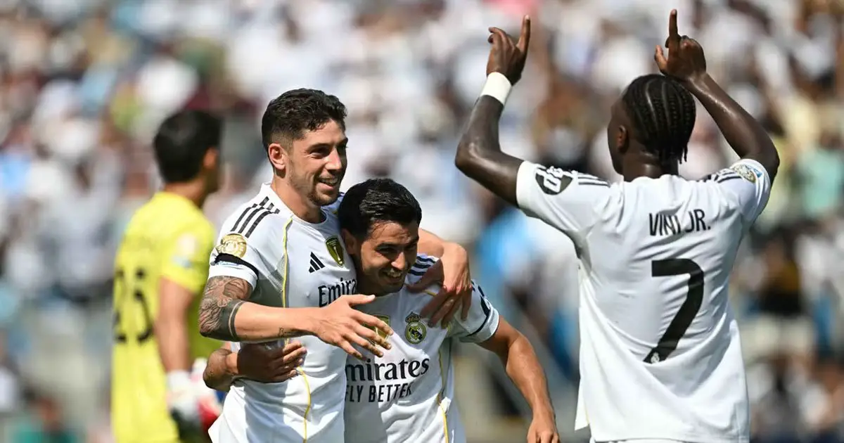 ريال مدريد يتجاوز ورطة أسينسيو ويتفوق على باتشوكا بثلاثية