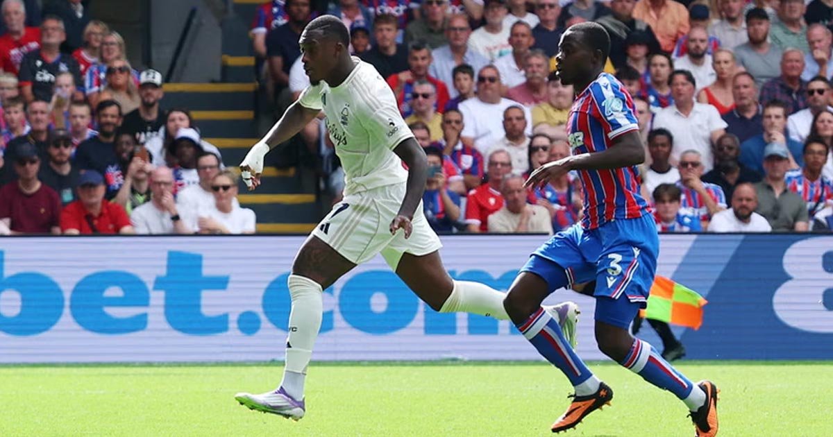 نوتنجهام يعاقب كريستال بالاس ويخرج متعادلًا من سيلهرست بارك