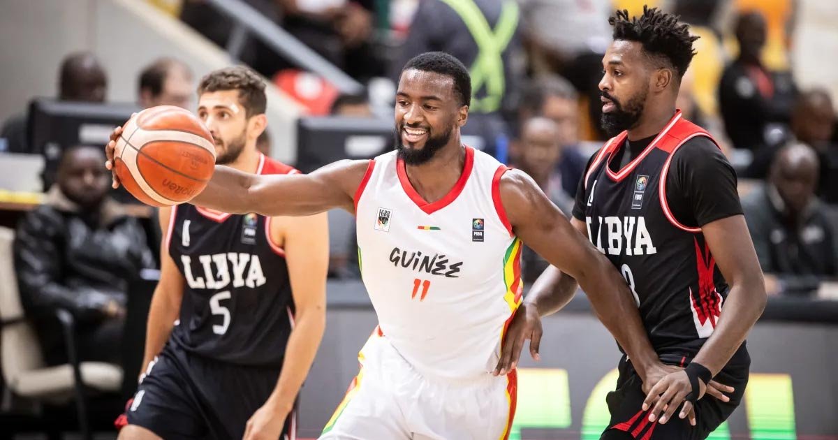 غينيا تكتسح ليبيا وتُقصيها مبكرًا من سباق الأفروباسكت 2025