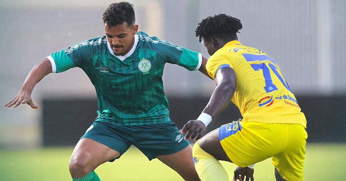 الرجاء يسقط وديًا أمام نهضة الزمامرة خلف أبواب مغلقة