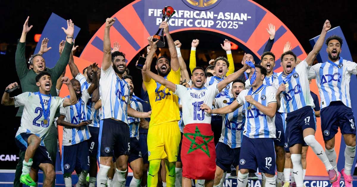 بطل نصف الكوكب.. بيراميدز يضرب أهلي جدة بهاتريك ماييلي