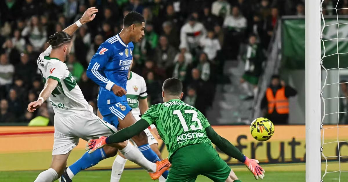 ريال مدريد "الباهت" يفلت من فخ إلتشي بأعجوبة ويحافظ على الصدارة