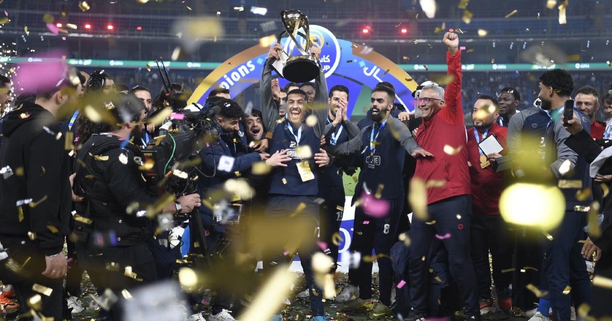 رباعية محلية جديدة.. الكويت يقهر العربي ويعانق المجد باللقب الـ17 في كأس الأمير