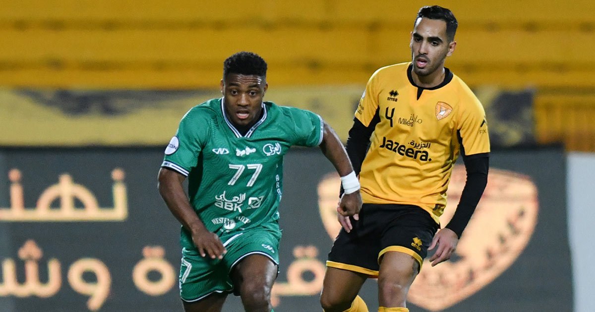 العربي يفرض نفسه على القادسية ويضيّق الخناق على الكويت