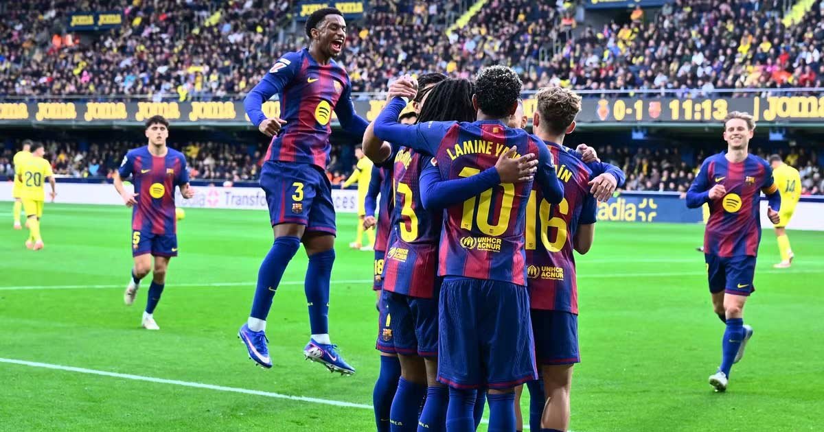 انتصار ثامن يعزّز الصدارة.. برشلونة يعبر فياريال بثبات في لا سيراميكا