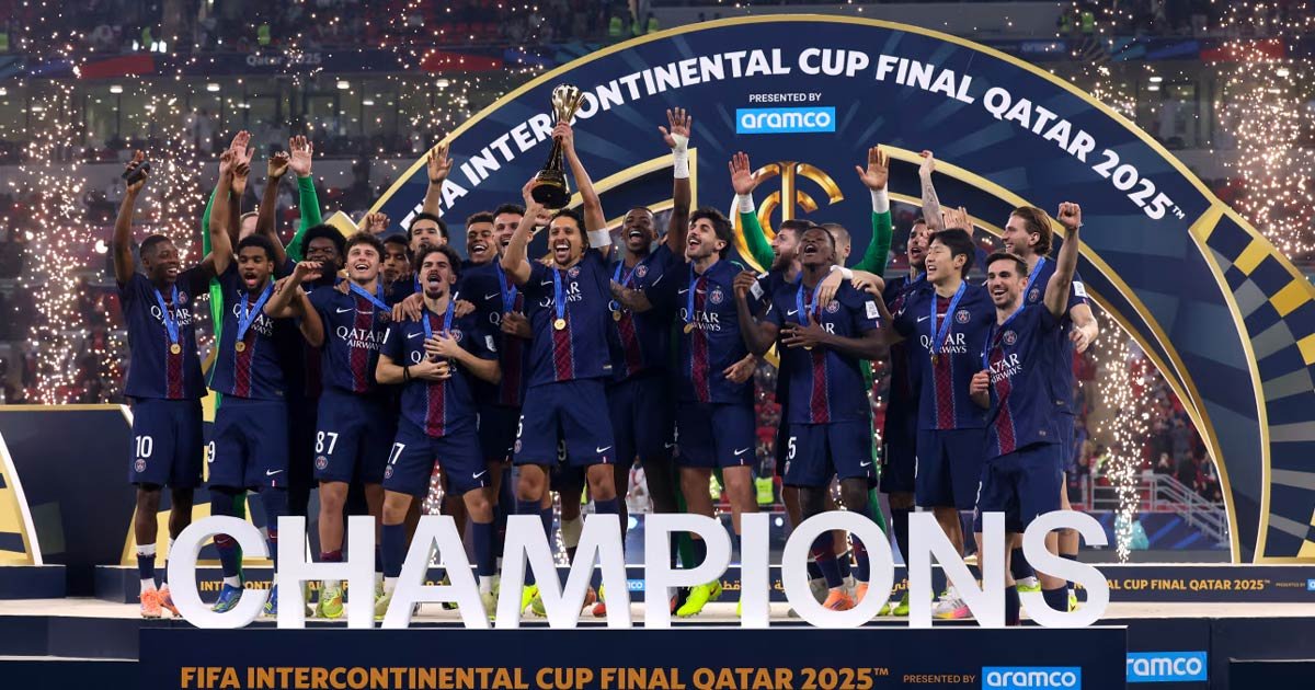 "اكتملت السداسية" سافونوف يعقد فلامنغو ويهدي باريس سان جيرمان أول لقب عالمي