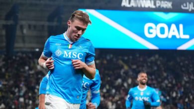 نابولي يفرض كلمته على ميلان في الرياض ويبلغ نهائي السوبر الإيطالي 2025