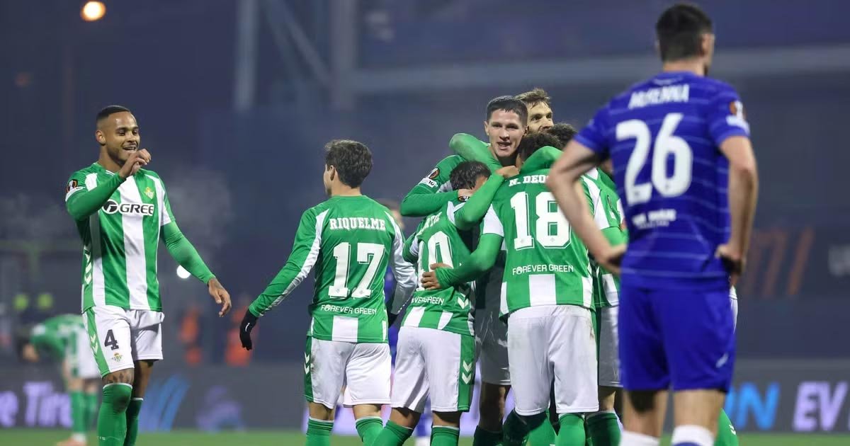 شوط أول مثالي يمنح ريال بيتيس انتصارًا كبيرًا خارج ملعبه على دينامو زغرب