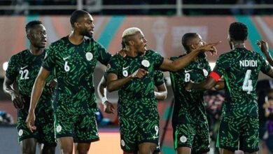 تونس تستفيق متأخرًا.. نيجيريا تُحلق فوق نسور قرطاج وتتأهل لدور الـ16