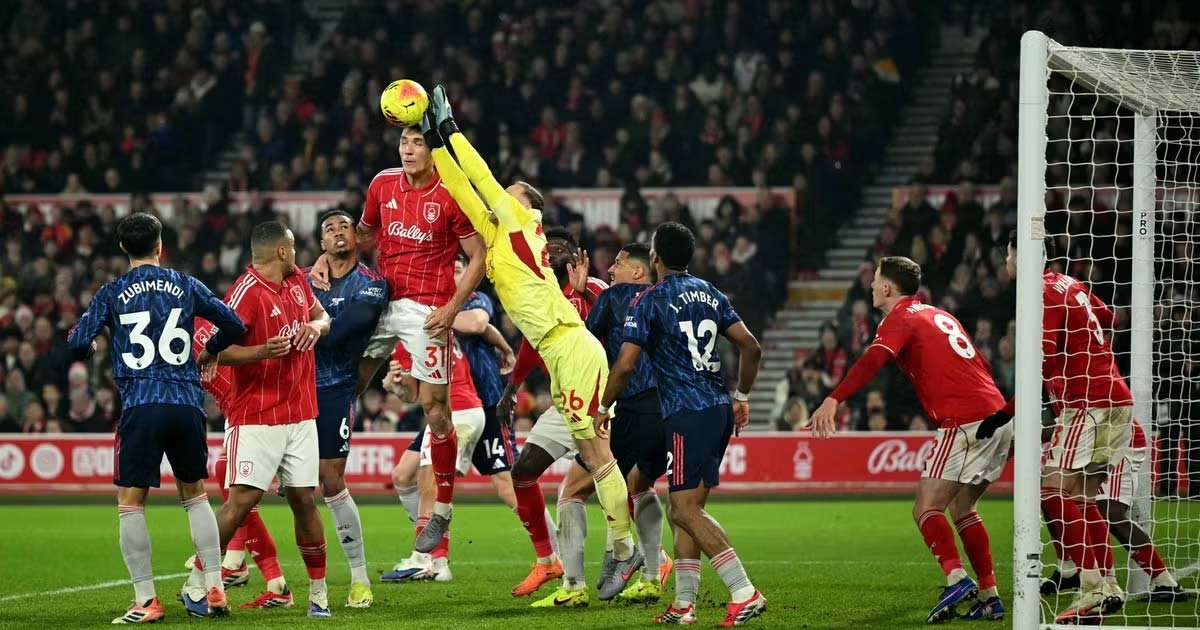 أرسنال يهدر فرصة توسيع الفارق بتعثره في ملعب نوتنغهام فورست