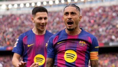 هاتريك رافينيا.. برشلونة يفرض هيمنته على إشبيلية بخماسية كاسحة في كامب نو