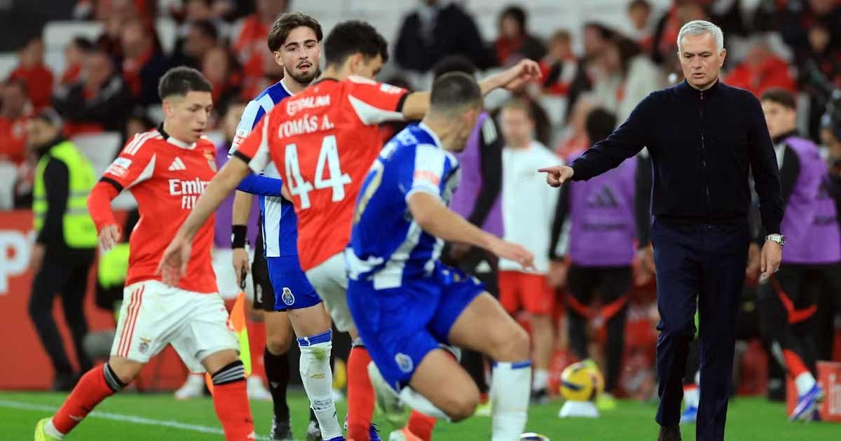 بارييرو ينقذ مورينيو "المطرود".. بنفيكا يتعادل مع بورتو ويحافظ على سجله دون هزيمة