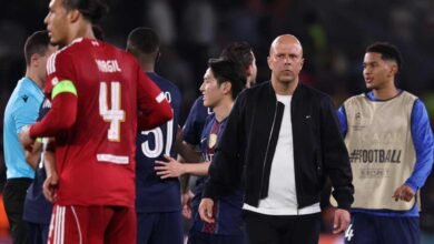 سلوت جاء إلى باريس خائفاً — وغادرها بما يُثبت أن الخوف كان في محله