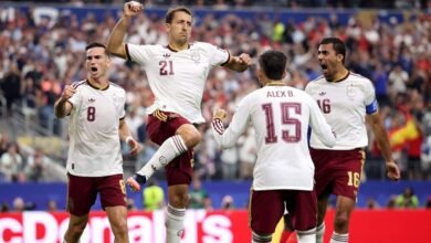 إسبانيا تكتب التاريخ وتبلغ نهائي كأس العالم للمرة الثانية بهزيمة فرنسا 2-0